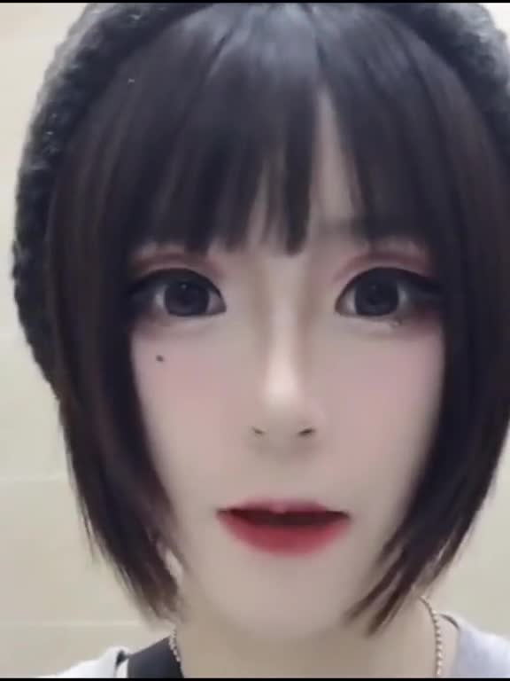 突然翻到年头的视频,哇真的是越长大时间过得越快呀!#守夜冠军