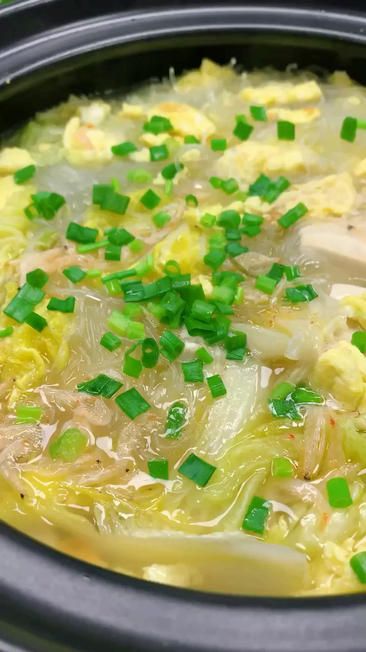 白菜豆腐汤,汤白味鲜,做法简单,成本不到2块