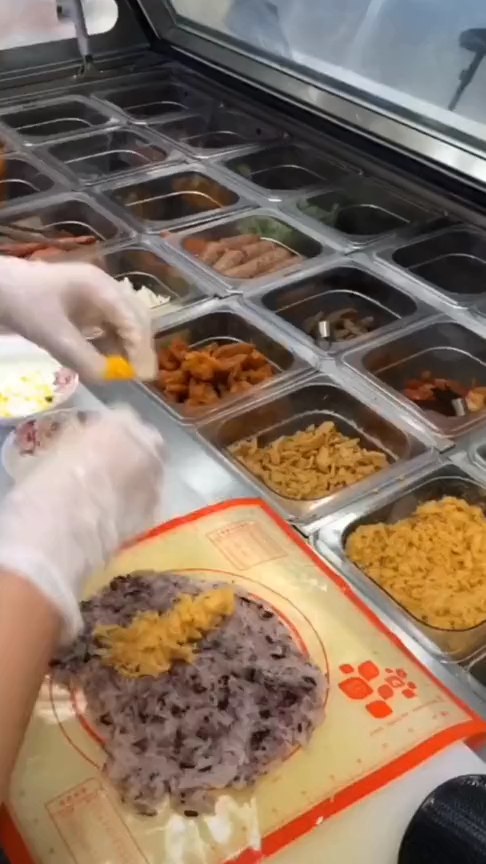 海苔饭团,这一个就够吃饱,太实惠了!