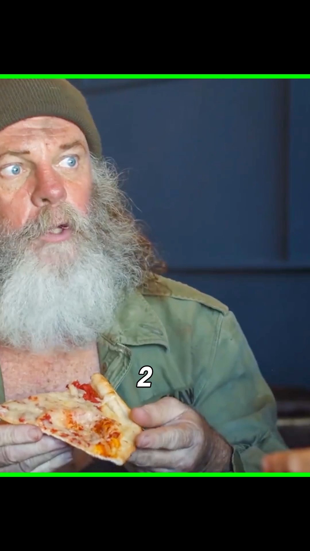 #影视解说#流浪汉买了一份披萨,却教会富豪如何做人!治愈短片《一份披萨》