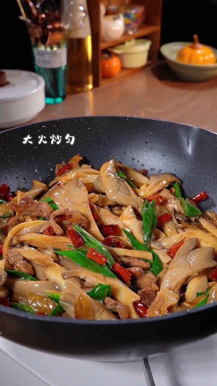 蘑菇炒肉,太下饭了