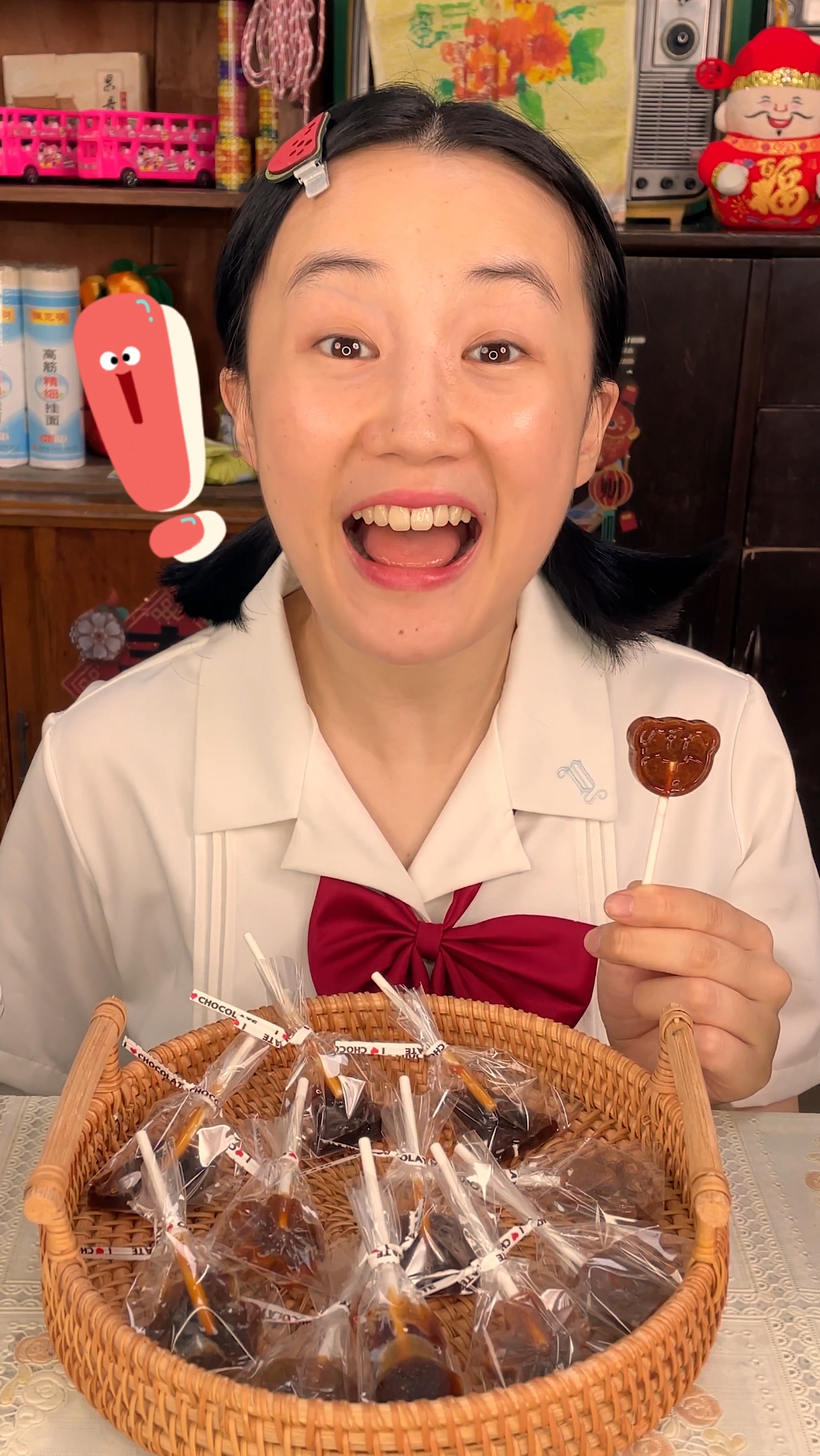 #美食#秋天到了,和阿婆一起自制秋梨膏棒棒糖吧