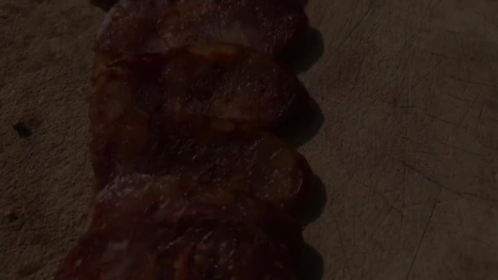 明天更新川味腊肠的配料表喜欢的话点赞关注我想吃腊肠腊肉来我家哦抖出你的家乡味腊货家乡美食美