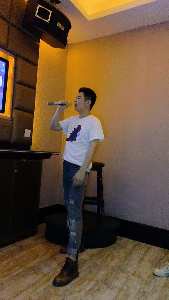 #日常生活照#真实暖男小鲜肉帅哥吃货美食男男图片男视频照片