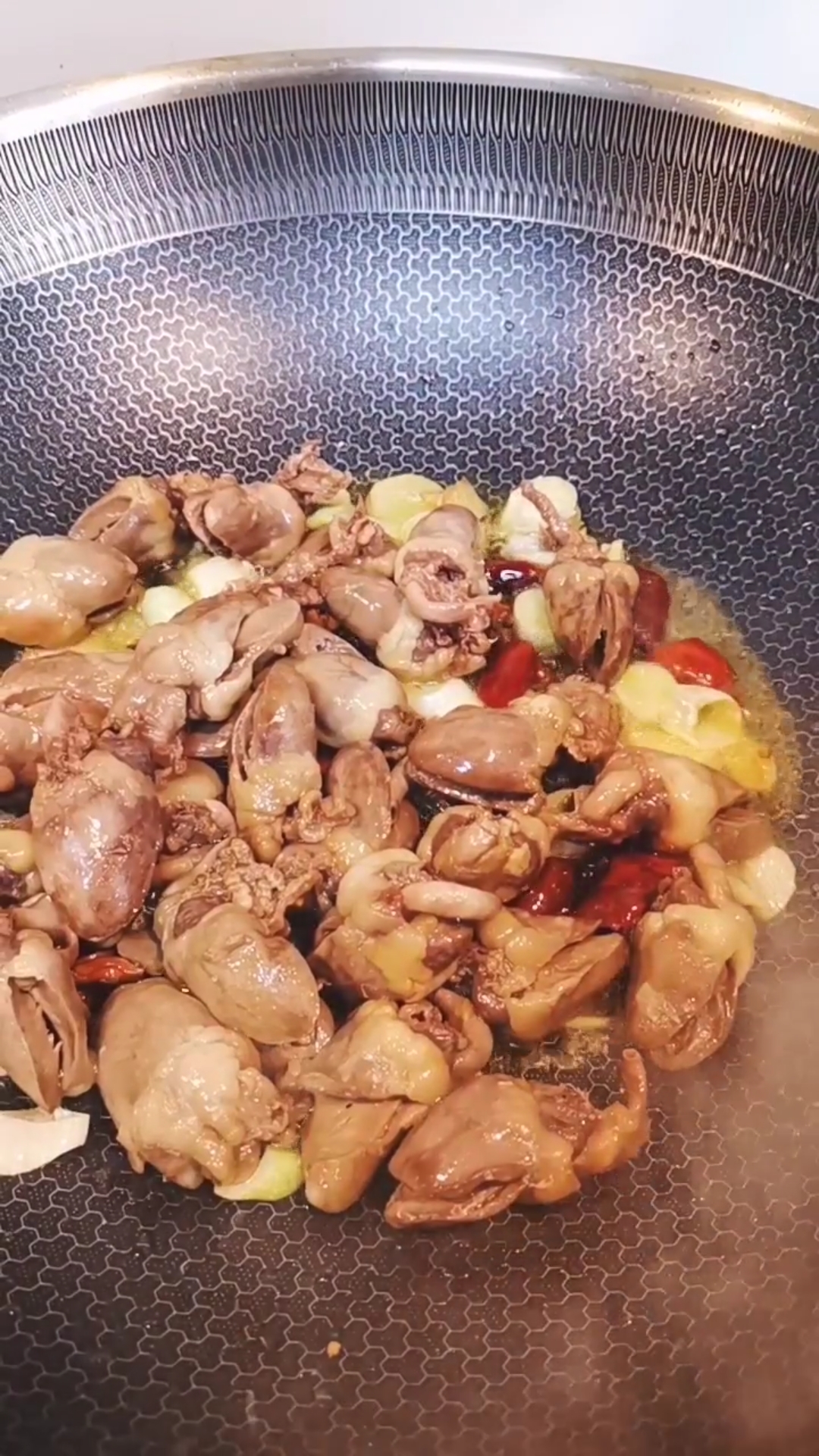 #爱美食爱生活#鸡心炖土豆这么做老好吃了