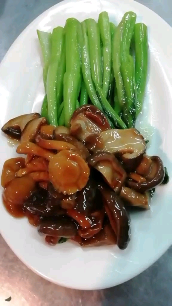 菜心双菇营养美味你来试试