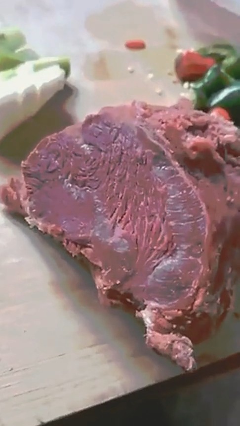 #娱乐#如何分辨牛肉真假,千万别被上当,学会了保证健康!