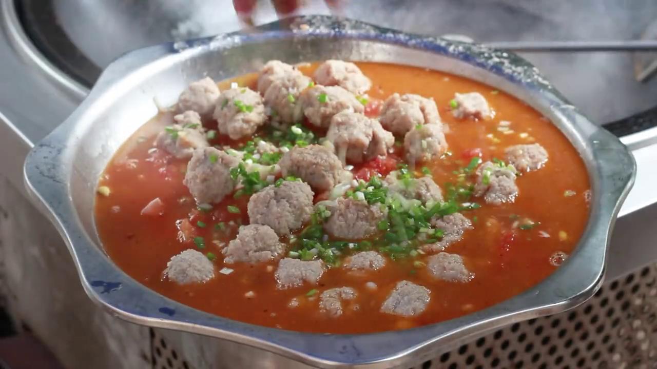 1斤猪肉,4个番茄,秘制“番茄丸子汤”肉丸Q弹嫩滑,汤鲜味美 #美食趣胃计划  #我和我的