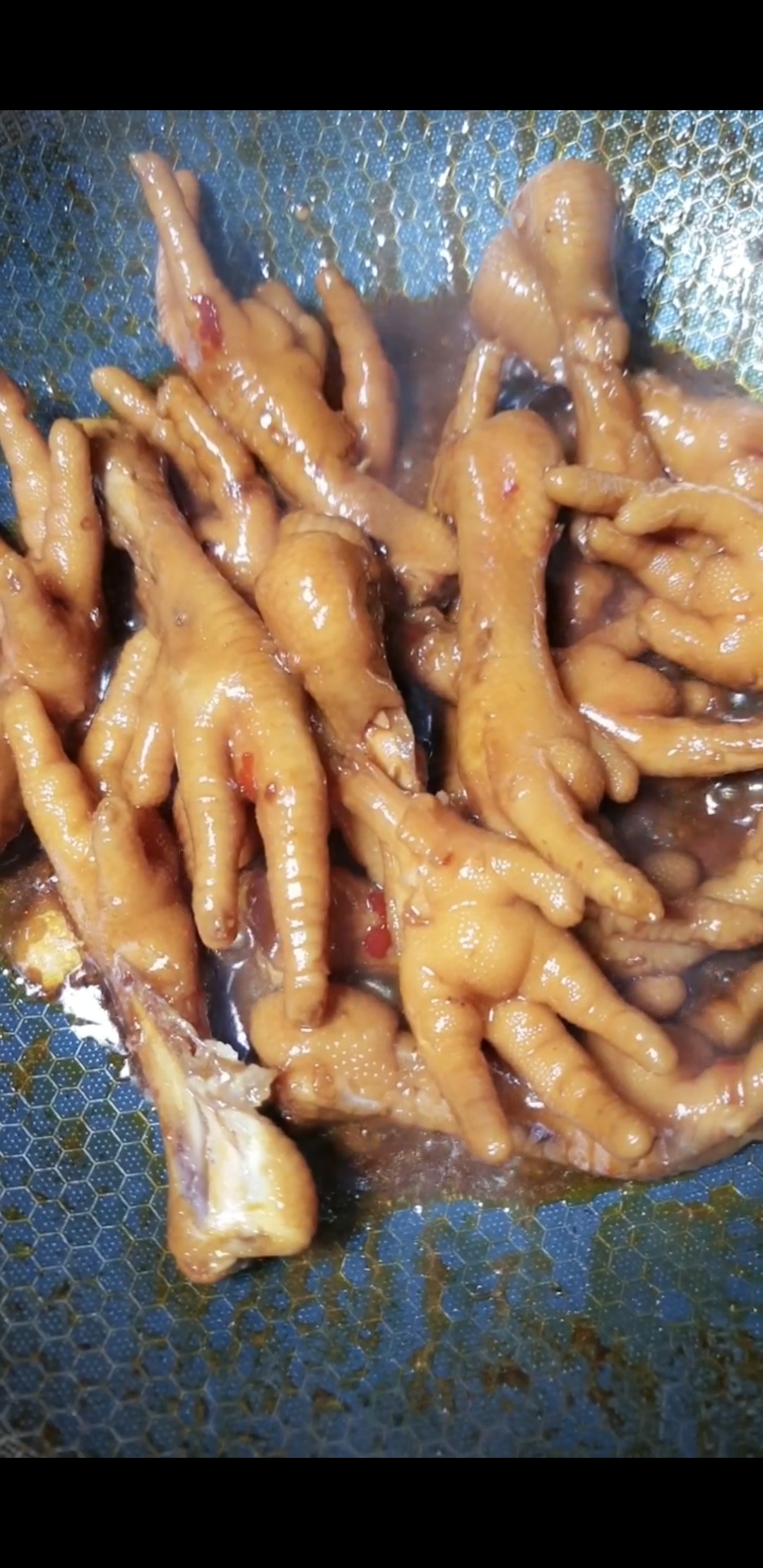酱鸡爪子