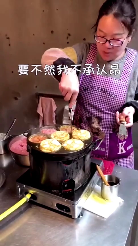 南京最摆汉堡皇后!终于吃到了这个排队超久的汉堡皇后!