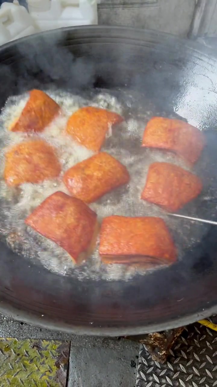 炸扣肉啦