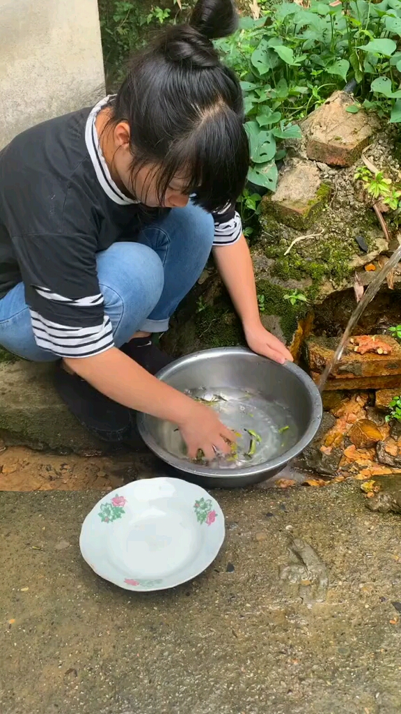 在过几个月就没有蚂蚱了