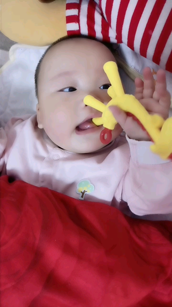 宝宝不吃母乳了。还是哭了几天了,现在才好点