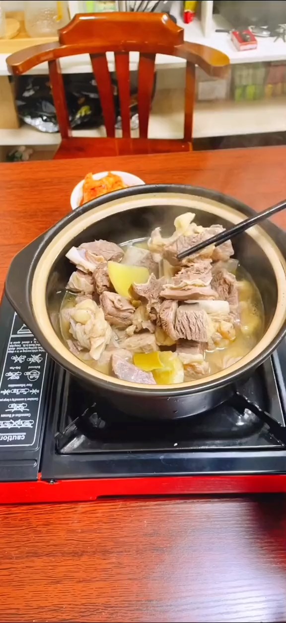清汤牛排#厨房里的江湖 #舌尖上的美食 #这家店回头客超多