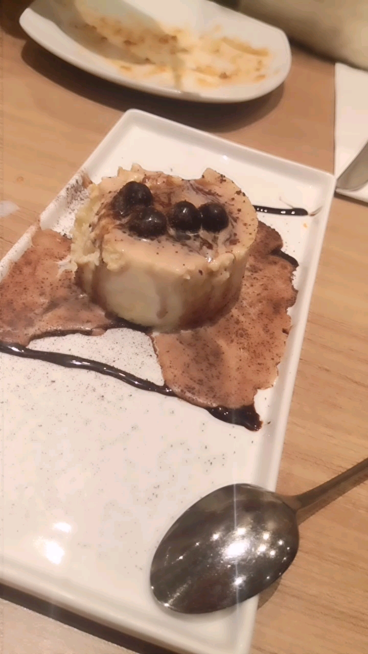 #过年你家吃什么#必胜客的红糖爆浆蛋糕