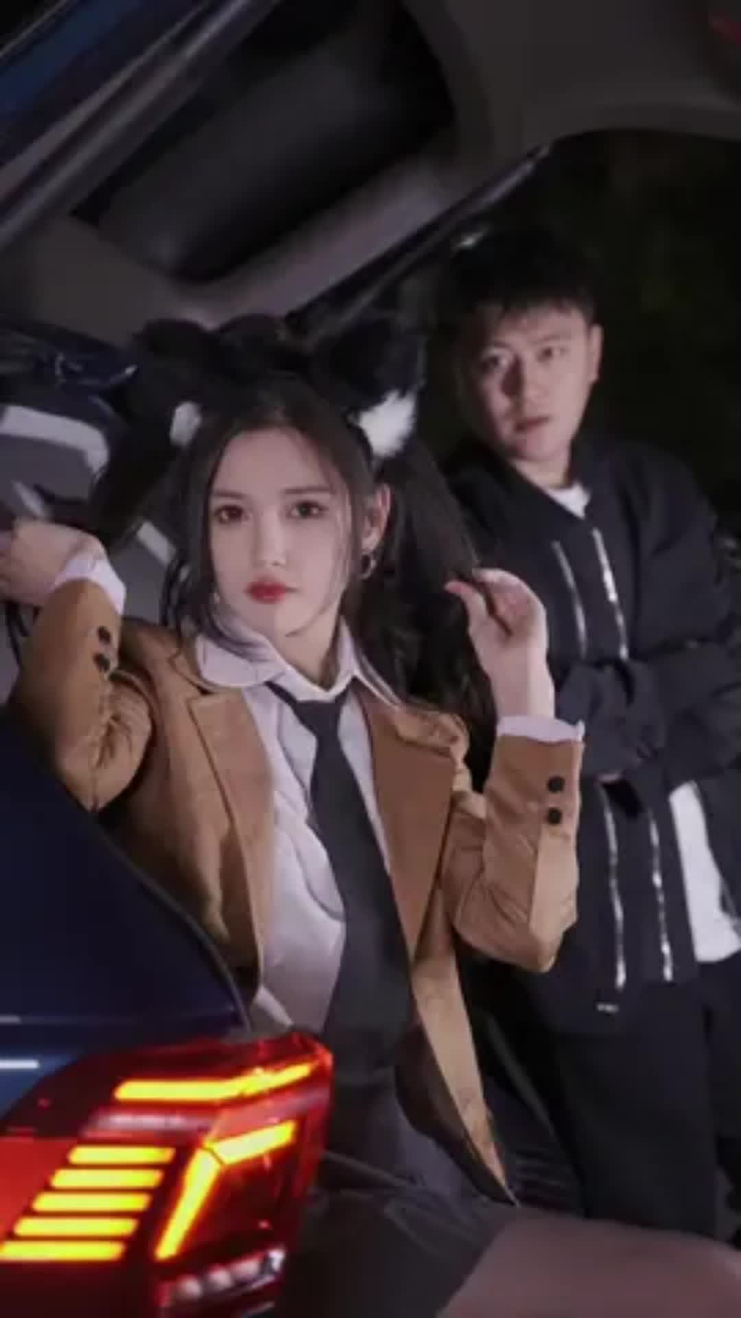 #我要上热门#讲半天我还是没找到我的阳光小鲜肉我是不是上当了?