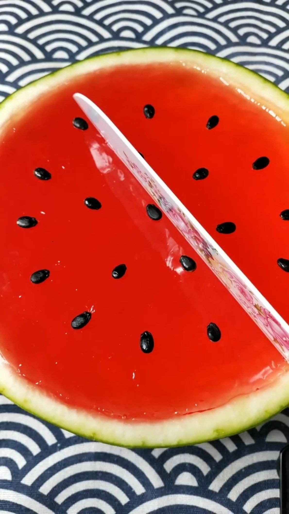 西瓜果冻这样做孩子吃不够