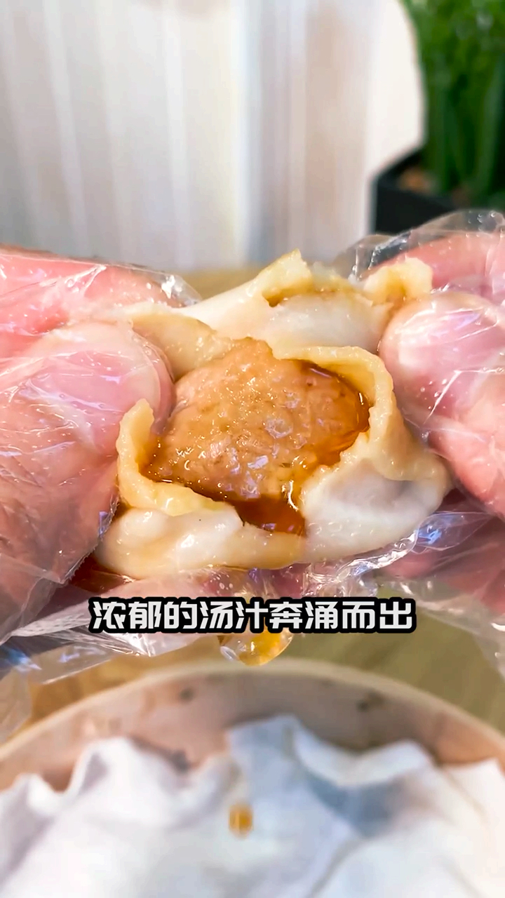 #美食#黑猪肉包子了解,脂饼你了解吗?