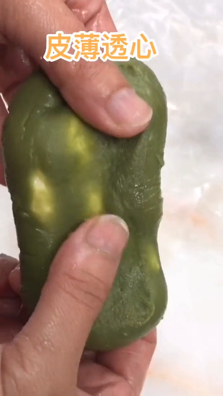 一个口感像滚雪球,一个像红豆奶油冰淇淋糯唧唧超好吃啊!