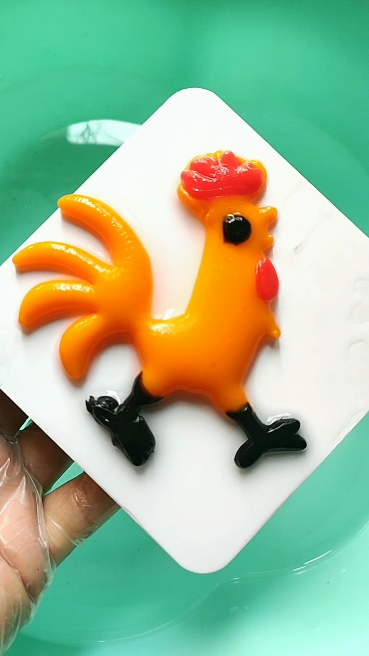 骄傲的大公鸡
