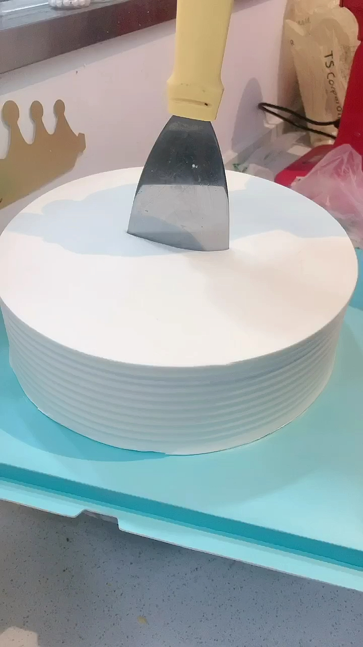 #生日蛋糕#铲刀也可以这样用!双胞胎蛋糕款