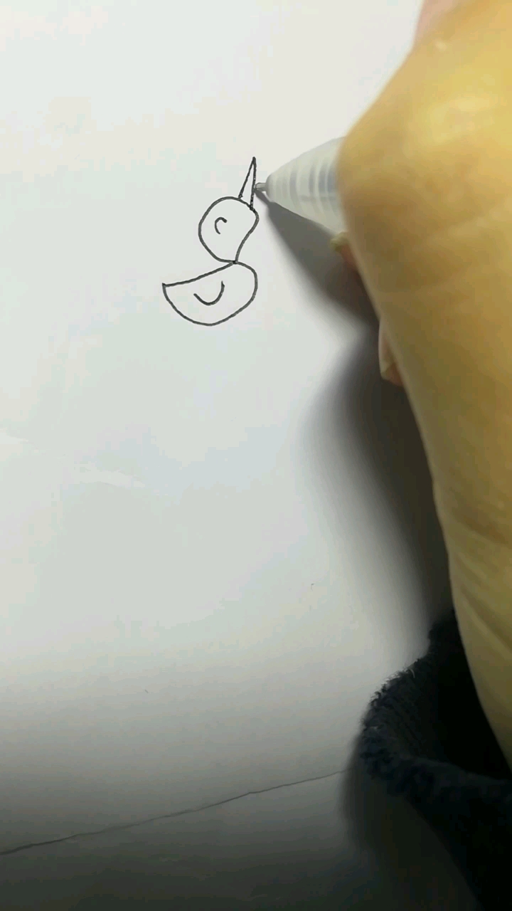 简笔小鸭