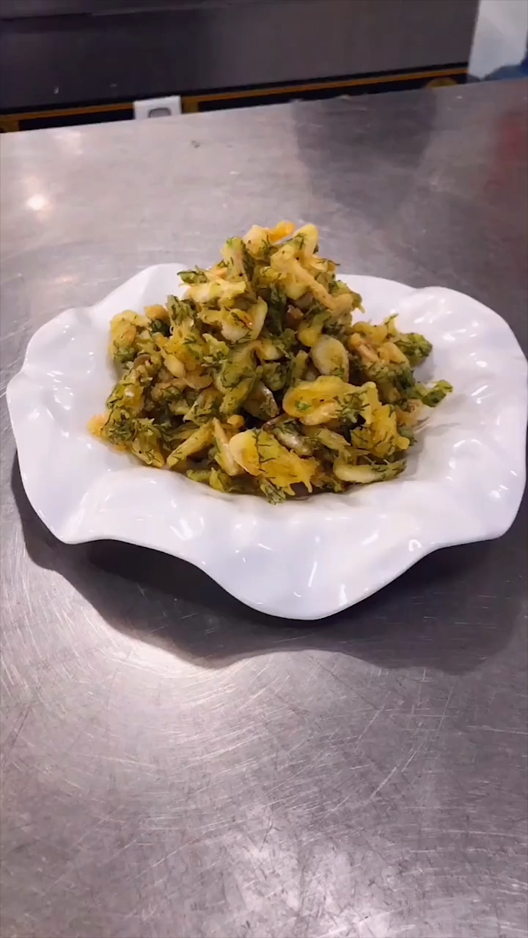 #美食#糊比例百味佳脆炸粉100,淀粉100克,白面50克,泡打粉2克,勾兑即可