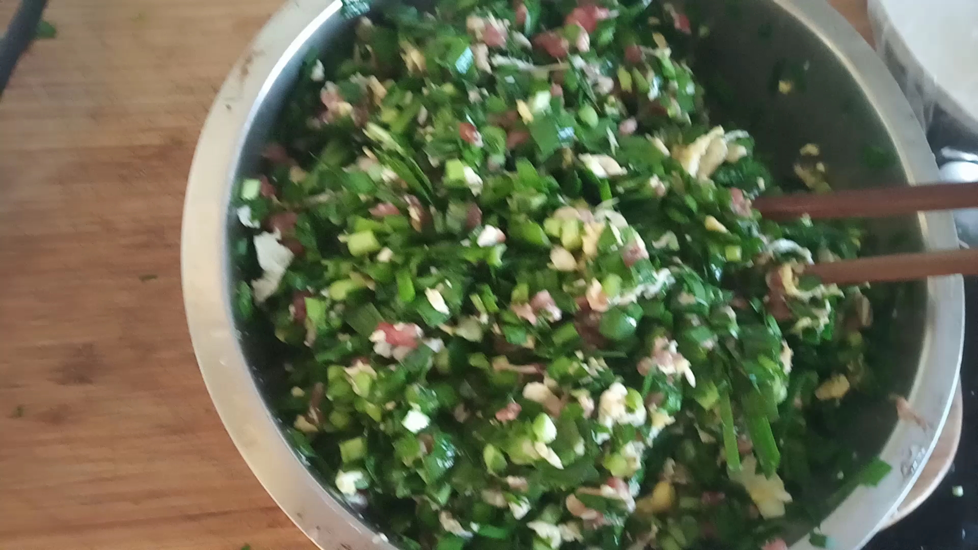 韭菜猪肉鸡蛋虾米饺子,味道劲爆了