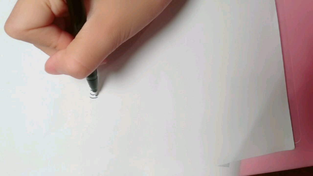 简单可爱的头像小女孩