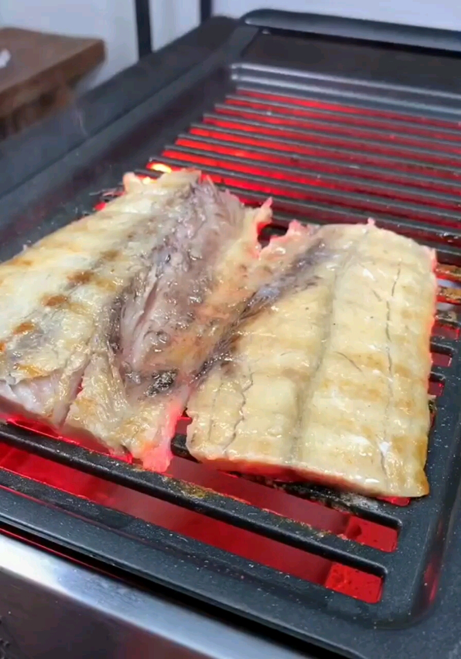 正宗烤鲅鱼饼,另类的做法