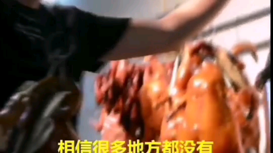 分享讨论烧鹅店很轻易吸引住顾客的眼球。