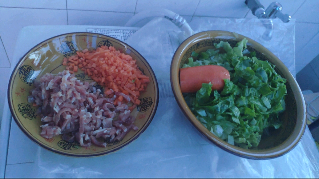 牛肉加青菜,别再炒着吃了,这样煮出来孩子能吃3碗,营养又健康