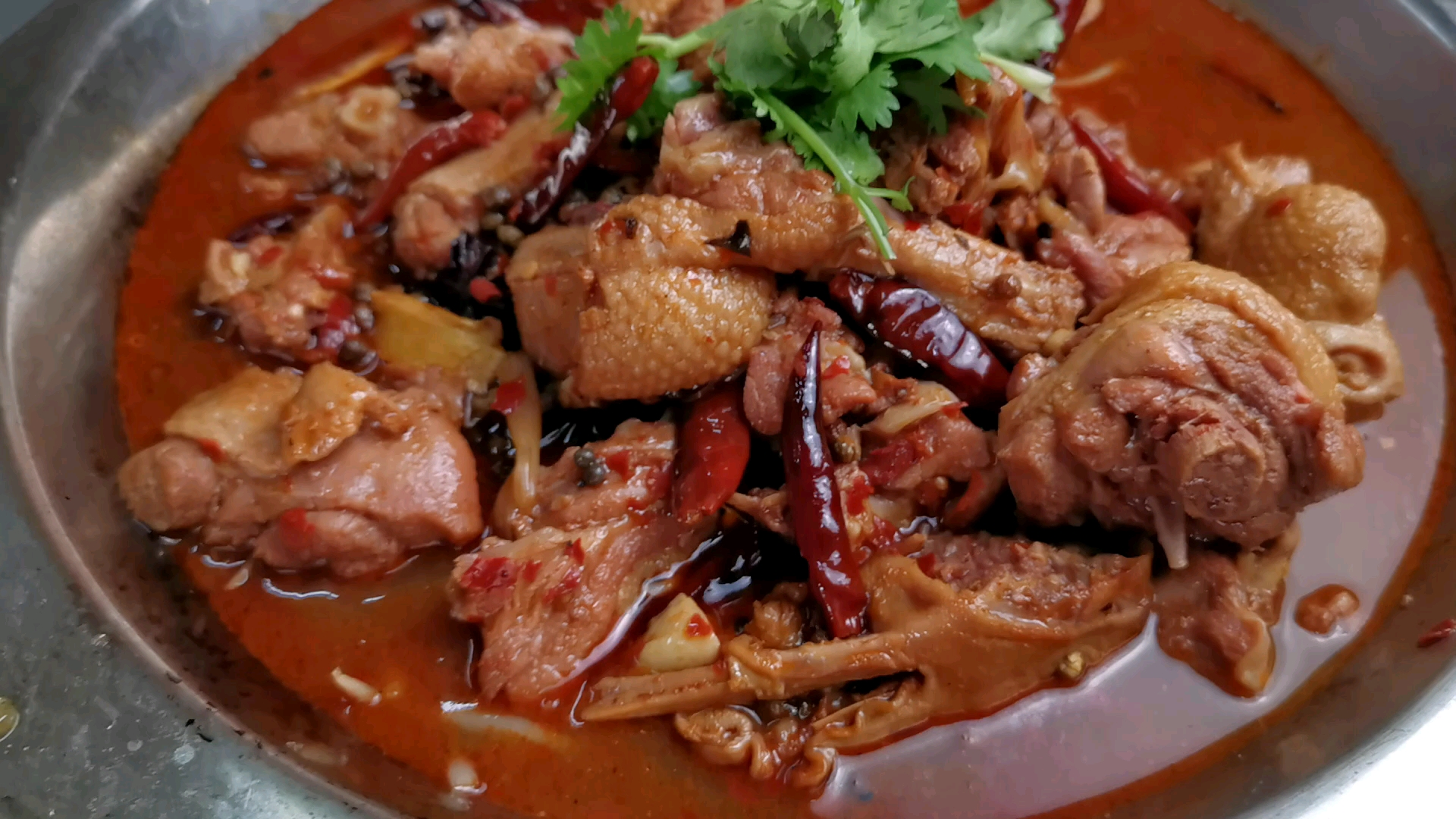 啤酒鸭火锅,先吃鸭肉再涮菜特别好吃