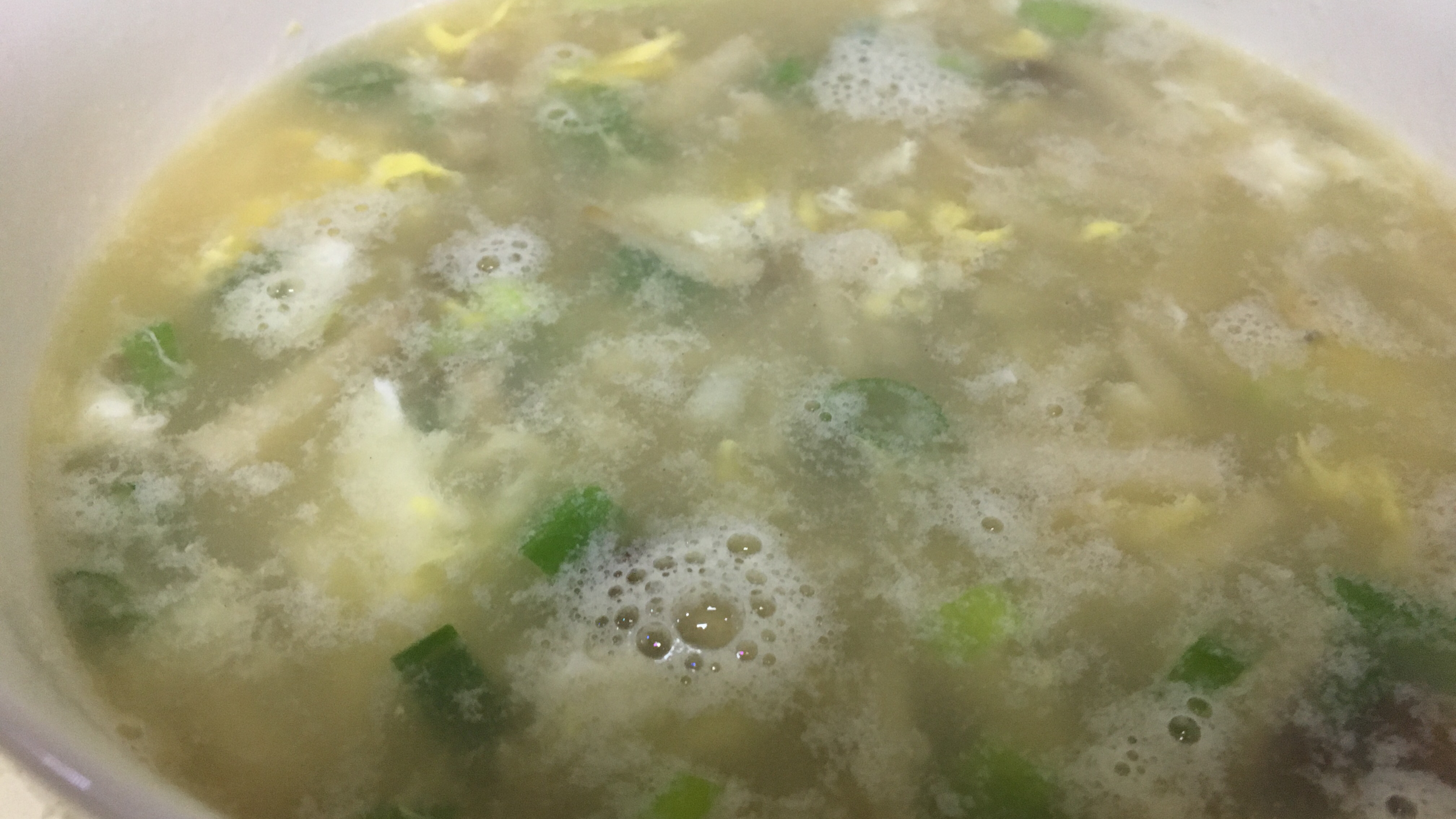 2块钱的蟹味菇加入原汤蛤蜊做一道汤 味道太鲜了