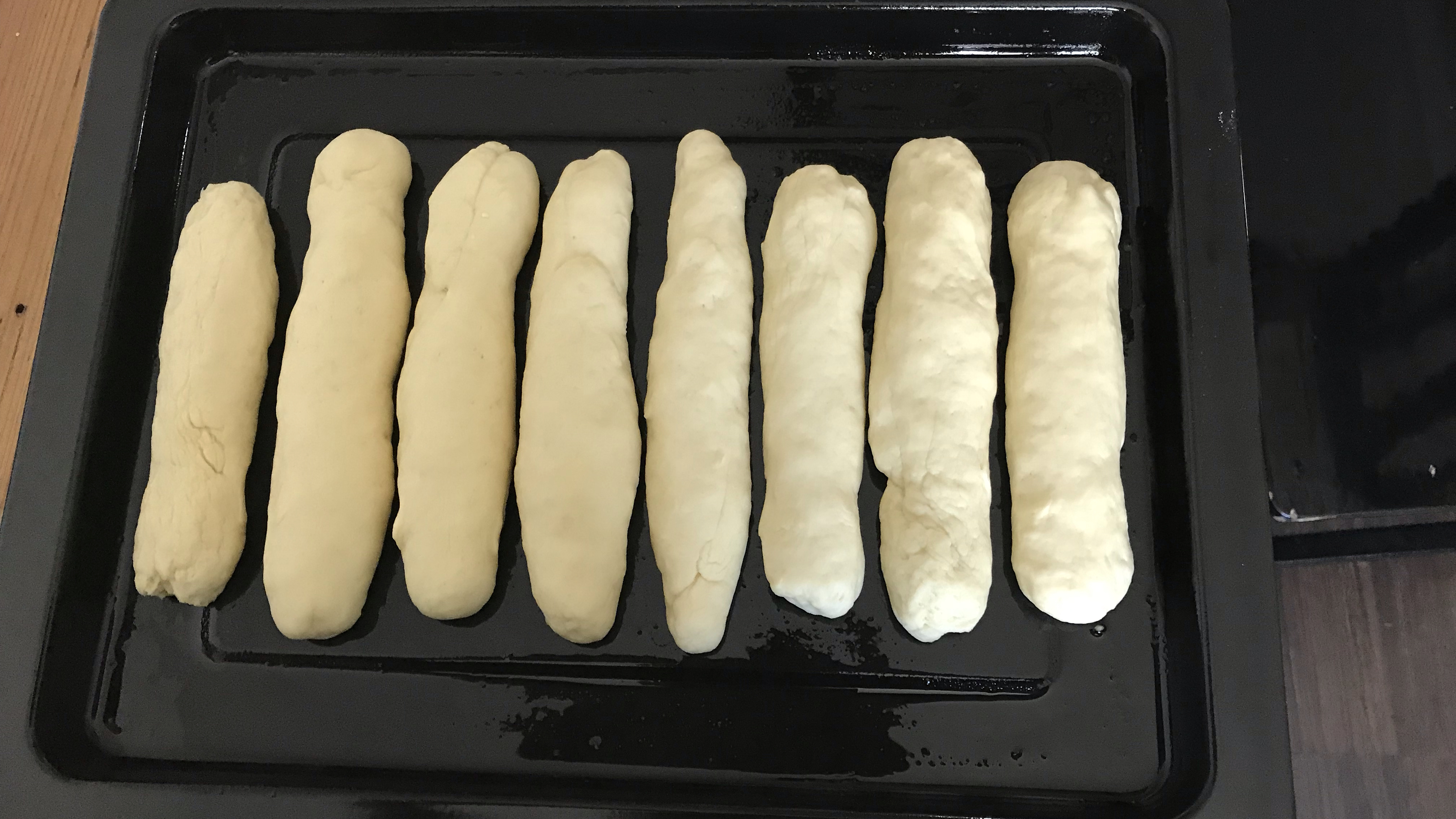 老公第一次做面包,成品太辣眼睛了,妻子担心吃了会得病