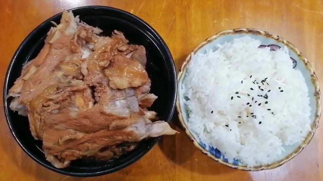 酱香排骨饭,肉多,超好吃!
