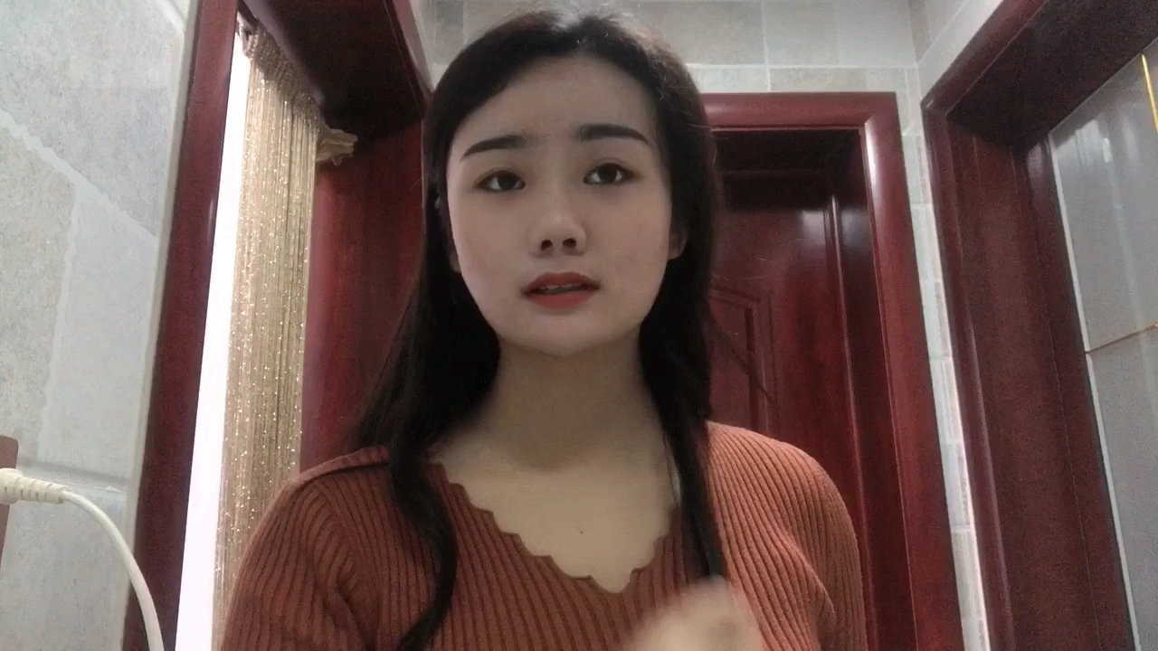 梦见头发被剪了 这梦是啥意思呀  这样子不知道能不能破梦 迷信不