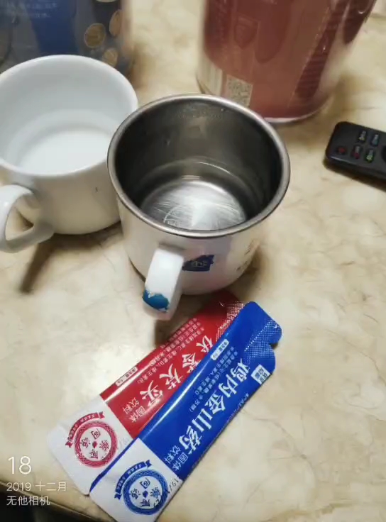 娘俩每天两包益生菌护肠道,我鸡内金茯苓芡实健脾去寒湿