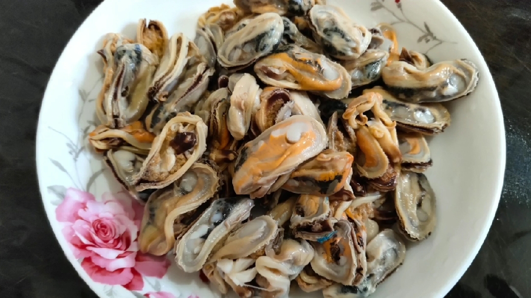 青口贝又名绿贝,有人说这不能吃是真的吗