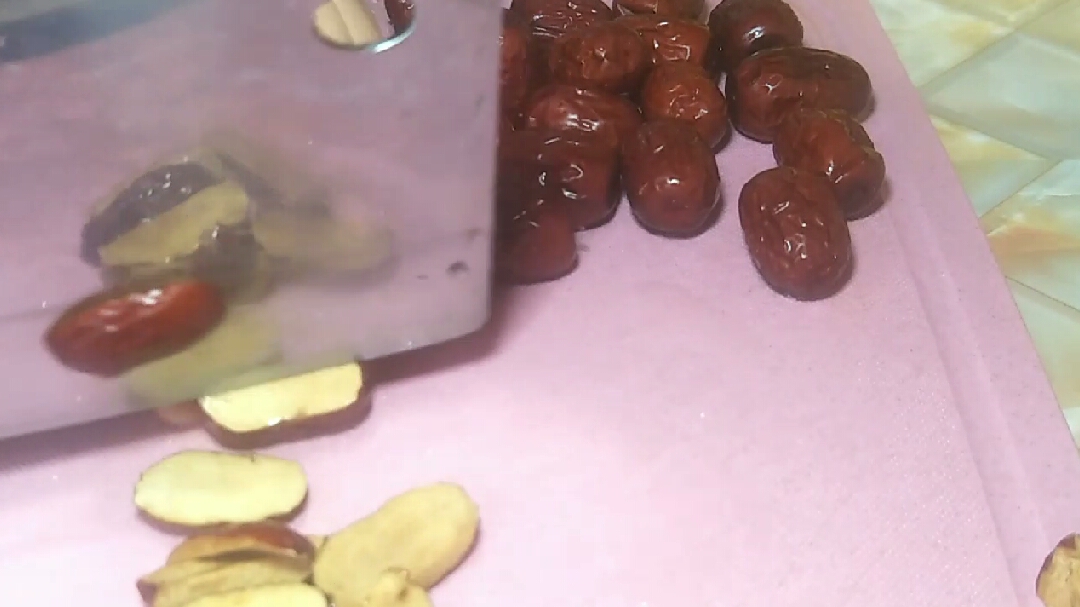 这样做出来的甜汤,营养美味,上桌瞬间被抢光!