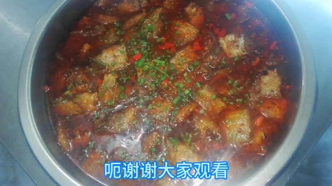 (老干妈煎蒸带鱼)带鱼煎煎蒸蒸,又香又下饭