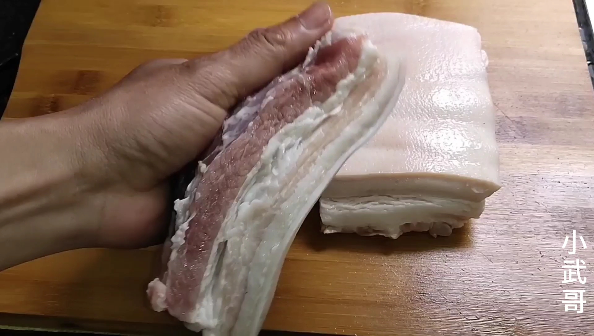 梅菜扣肉还是这做法好吃,香味浓郁软糯漂香