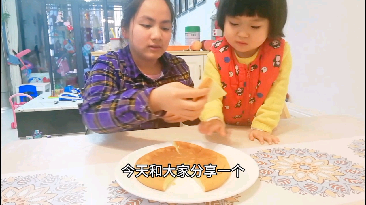 四个鸡蛋,半碗面粉,电饭锅蛋糕最详细的配方,一次就成功