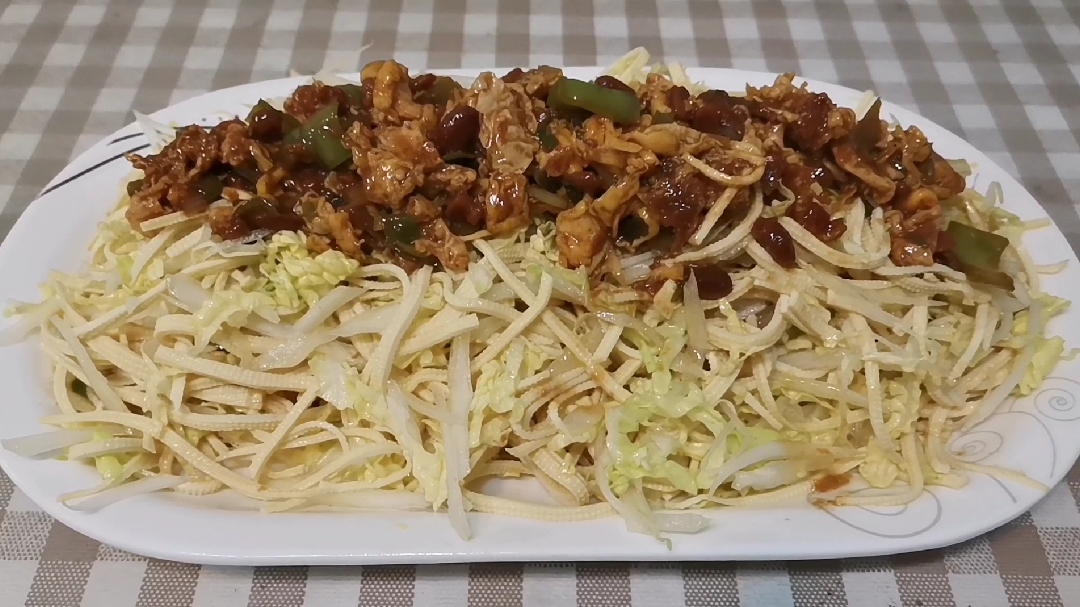 老闫做菜:酱拌干豆腐大白菜