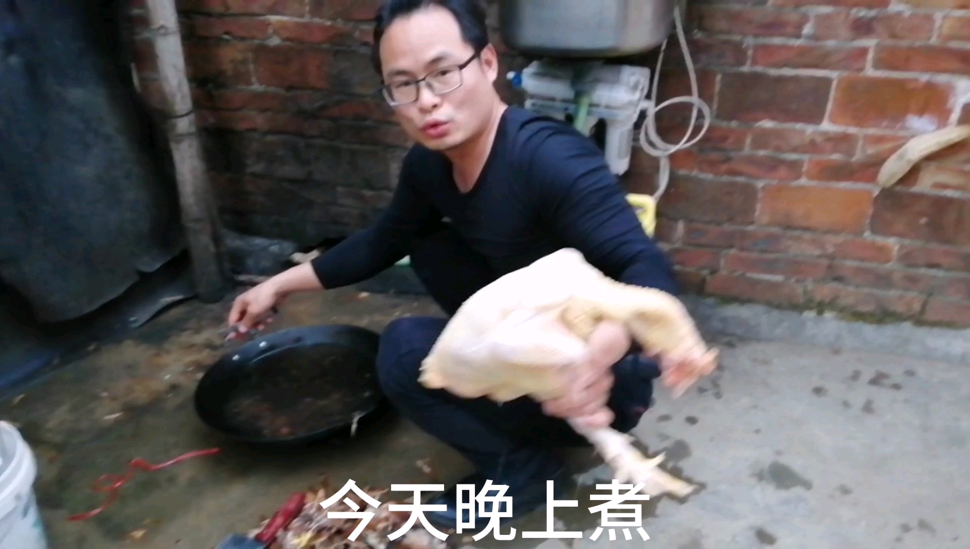 菠萝鸡,这样炒鸡好吃不好吃,你们煮鸡肉是怎么样煮的呢?