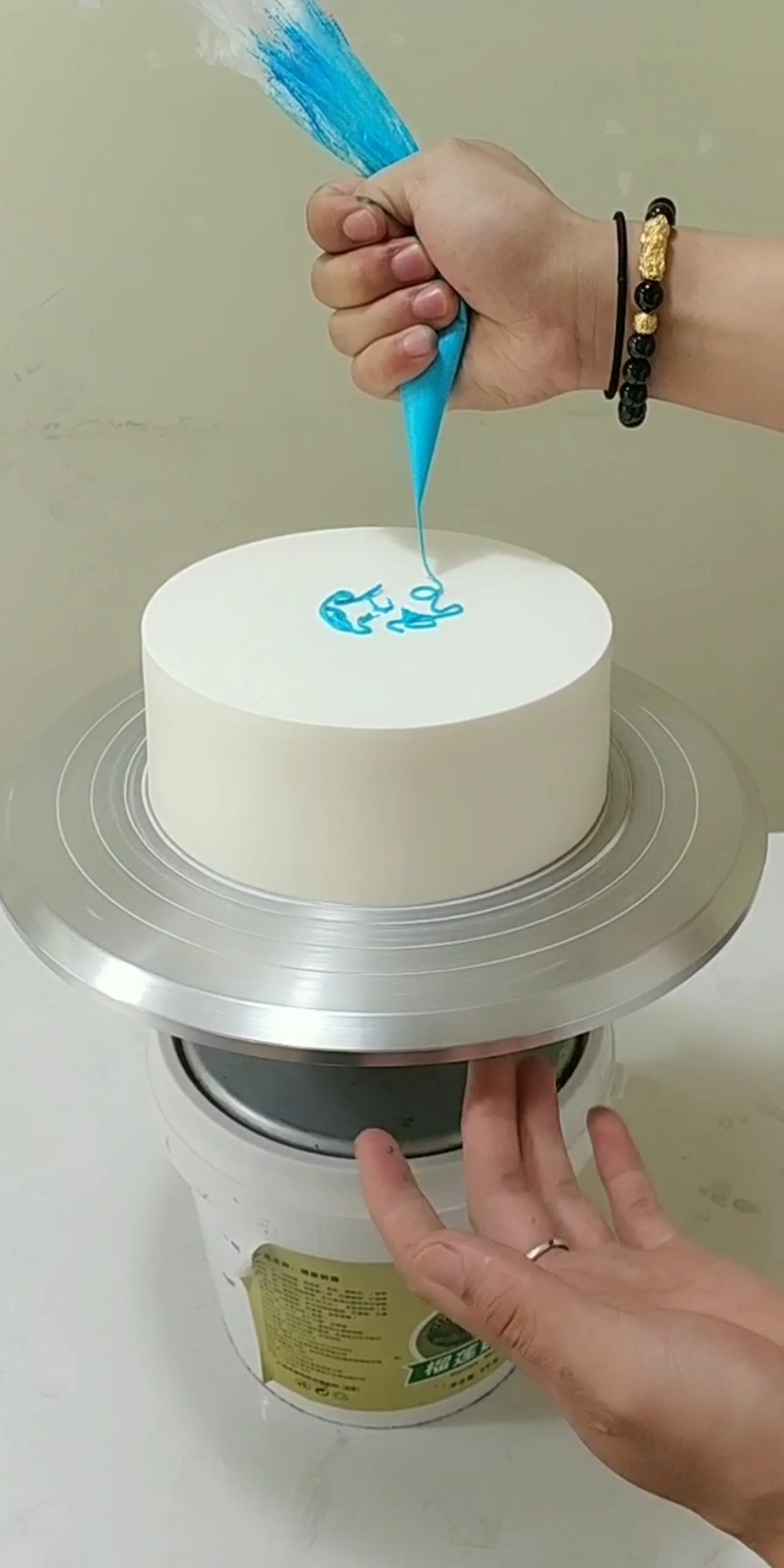 #生日蛋糕#一款海贼王路飞的芝士转印蛋糕的制作过程,分享给大家