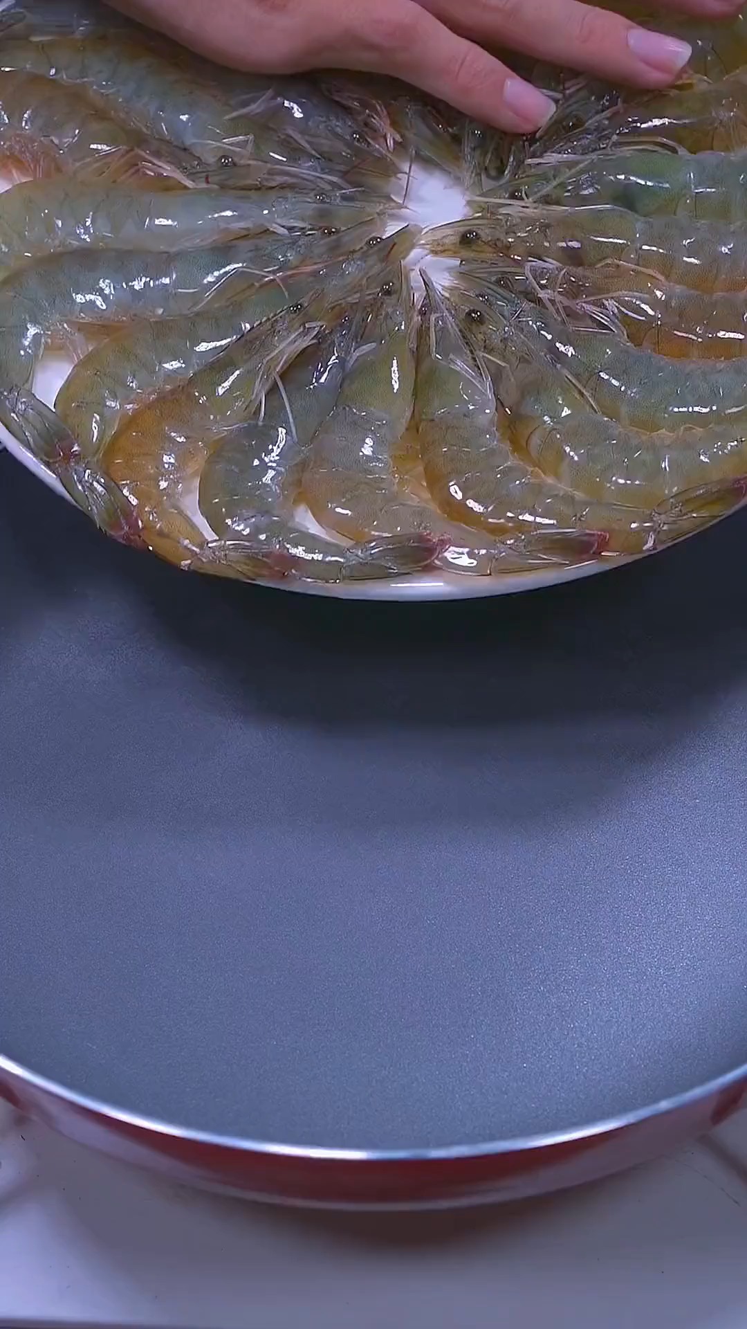 大虾你就像我这样做好吃到吮手指盐焗虾