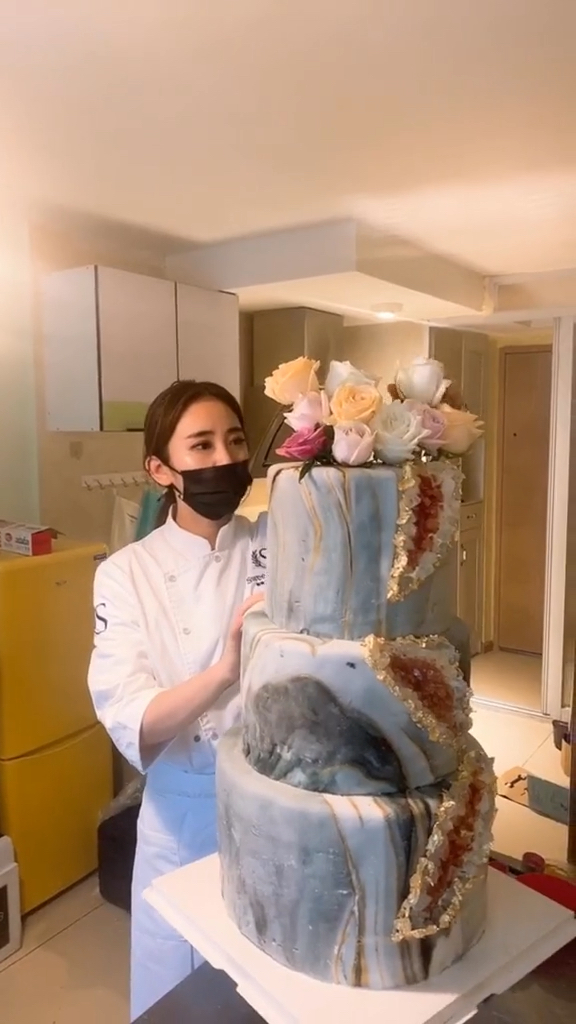 凌晨三点起来做蛋糕,请给我留个小心心