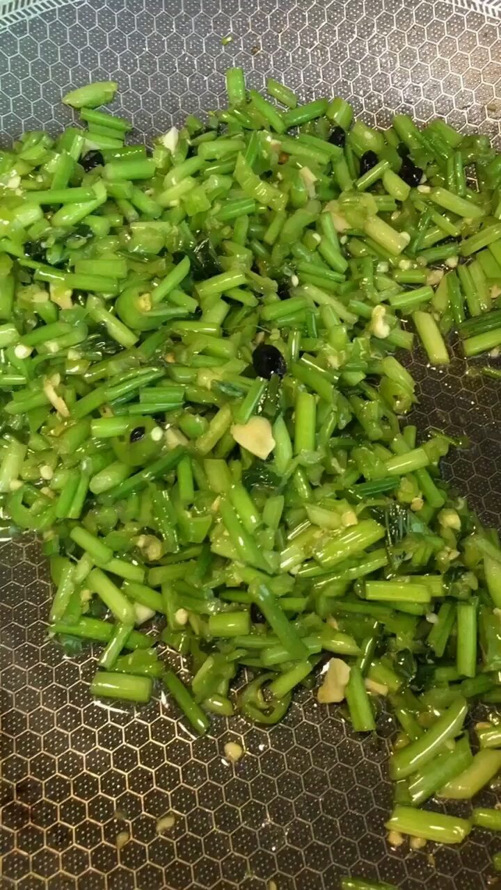 #爱心母鸡汤#有条件的就蒸2个时,这样做的肉香,汤浓,大补,      个人做法