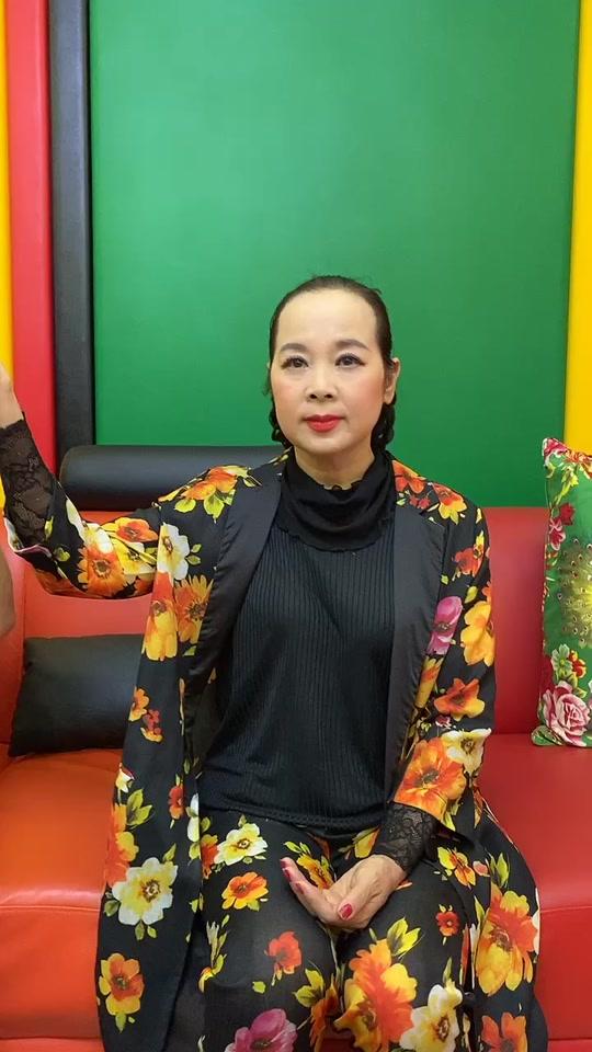 朋友相聚,开心就好!#媛凤凤姐 #四川 @演员田菜农~田长青